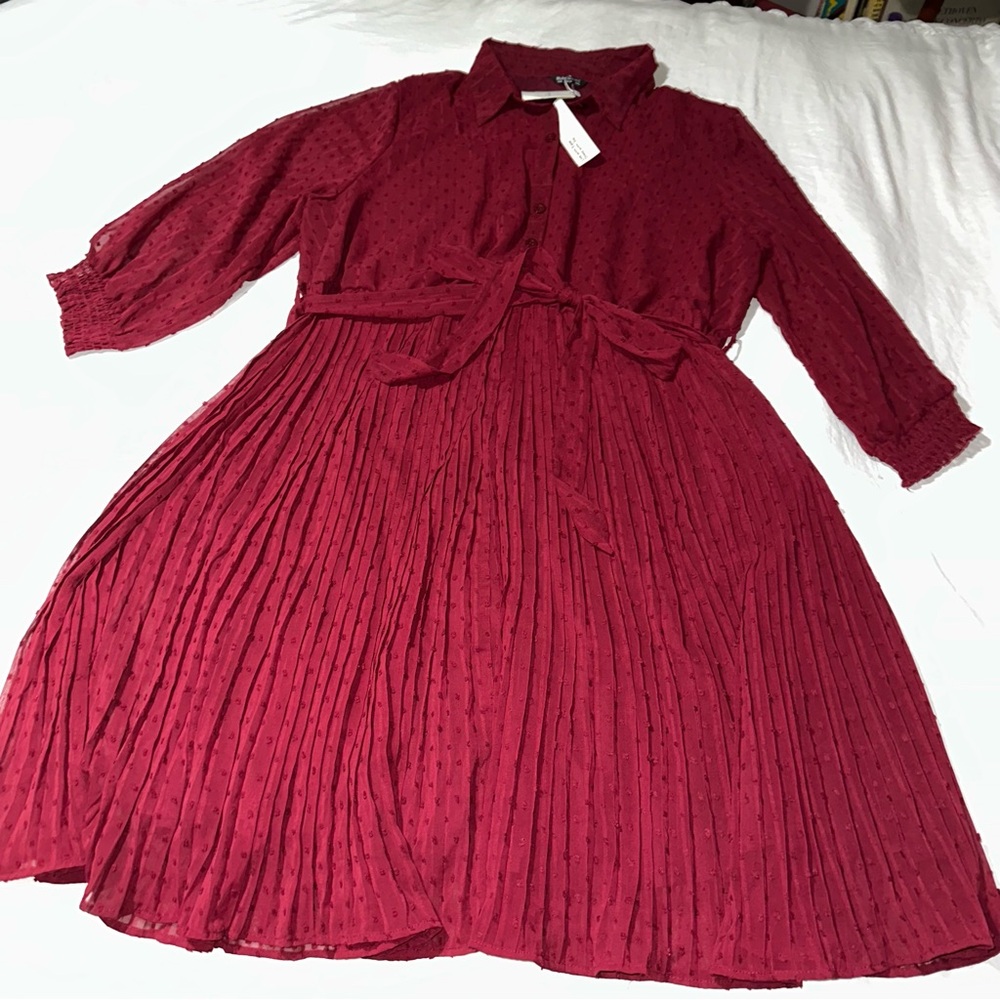 BloomChic Women’s Plus Size Dress with Pleats